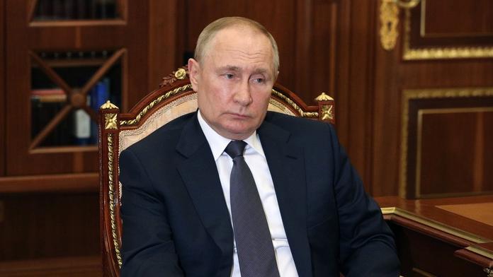 Kreml panikaří. Používá dvojníky Vladimira Putina, tvrdí generál