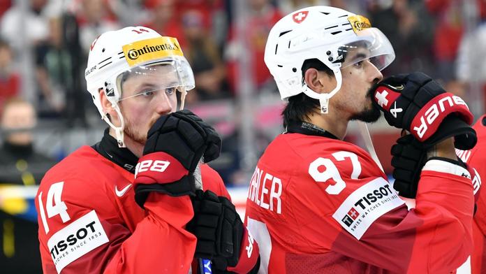 Stříbro už ne, halekají ve Švýcarsku. Sny ukončilo Pastrňákovo kladivo