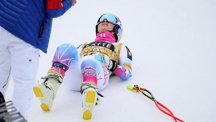 Nehoda! Vonnová měla pád a poranila si koleno, prý ale nekončí