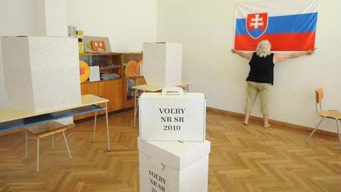 Volby na Slovensku vyhrál Fico, celkově ale zvítězila pravice
