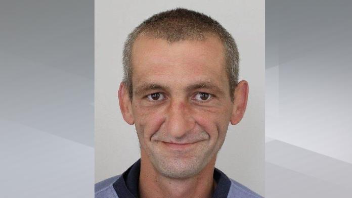 Policie hledá nebezpečného agresivního muže. Utekl z léčebny na Plzeňsku