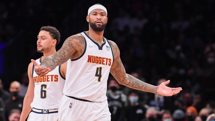 Satoranský strávil zápas jen na lavičce, jeho Pelicans padli s Denverem