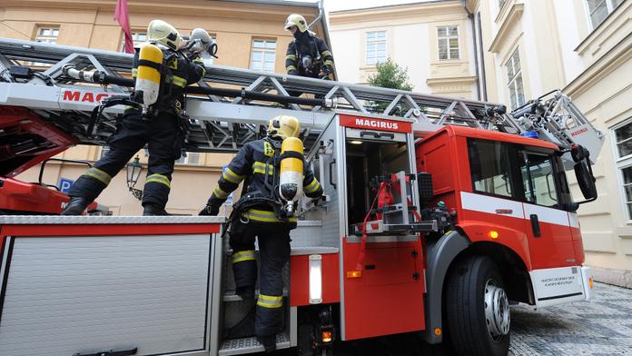 Smrtící plameny nepřežil majitel domku na Chrudimsku