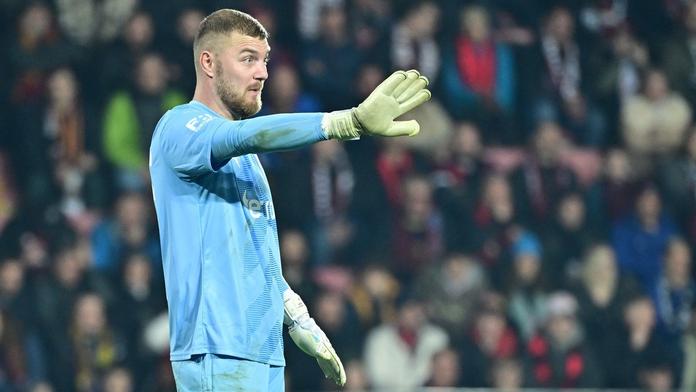 Staněk mimo Evropu? Všechno je jinak. Gólman může Slavii pomoct už v Miláně