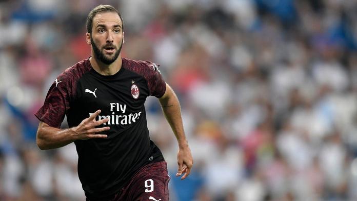 Real Madrid přestřílel AC Milán, ale všechny nadchl gól Higuaína!