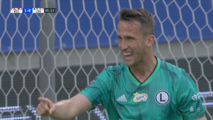 Pekhart po měsíci skóroval a vystřelil Legii Varšava rekordní titul!