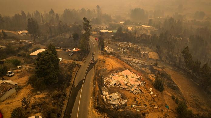 Chile muselo kvůli lesním požárům vyhlásit stav katastrofy. Zemřelo už sedm lidí