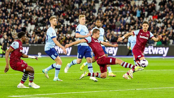 West Ham si poradil s Brentfordem, Coufal k výhře pomohl nahrávkou