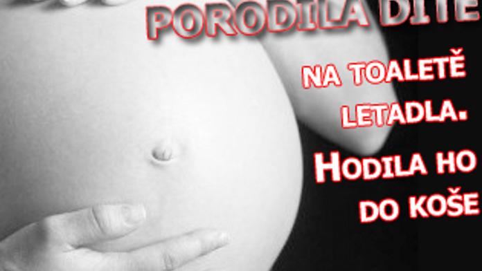 Porodila dítě v letadle a vyhodila ho do koše. Prozradila ji krev