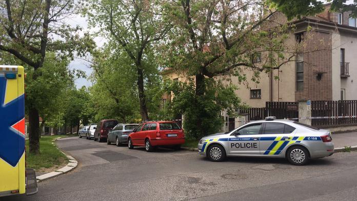 "Bodal jako šílenec," žena popsala vraždu matky 2 dětí ve Strašnicích