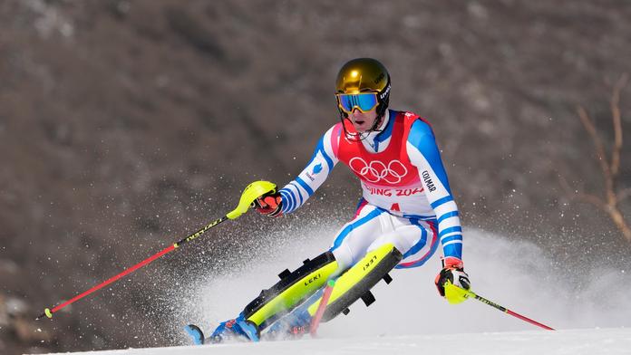 Českým závodníkům se slalom nepovedl. Ze zlata se raduje Francouz Noël
