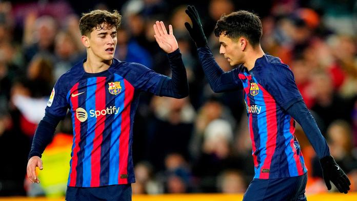 Barcelona je obviněna z uplácení, komisi rozhodčích prý poslala přes 30 milionů