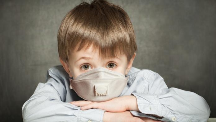 Vědci zkoumali v respirátorech škodlivé látky. Řekli, jaký mají vliv na lidské zdraví