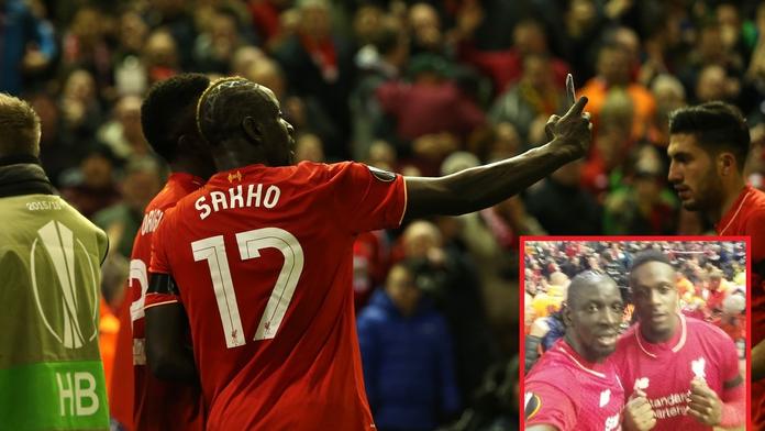 Fanoušek Liverpoolu ztratil mobil, když mu ho vrátili, jenom zíral!
