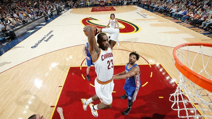 LeBron opět překonával hranice: Proti 76ers zdolal devítitisícovku!