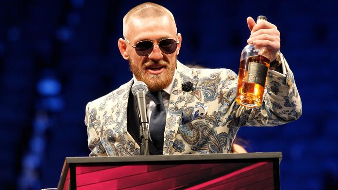 McGregor prodal svou whiskey! Inkasoval přes tři miliardy korun