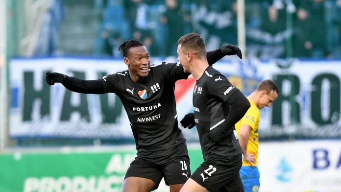 Ostravský Baník vyhrál po dvou měsících, Plzeň otočila proti Jablonci