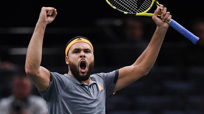 Přejde na hudební kariéru? Francouz Tsonga trénuje v karanténě na bicí