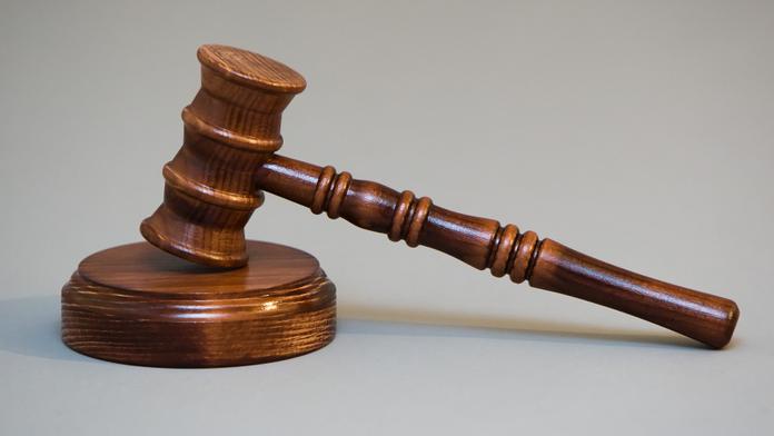 Soudce propustil recidivistu, který znásilnil ženu (39)
