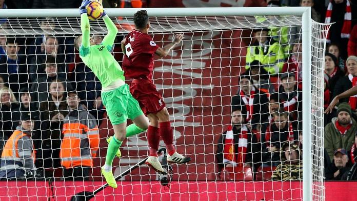 Pickford potopil v derby Everton, obrovská minela přišla v nastavení