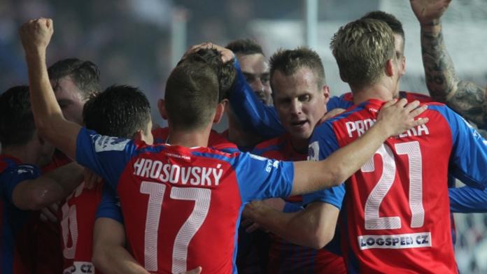 10 hráčů v horečkách! Fotbalová Plzeň ruší zápas se Slavií