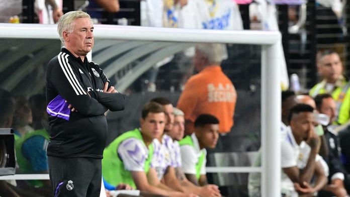 Máme lepší tým než v minulé sezoně, řekl Ancelotti po prohře s Barcelonou