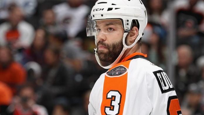 Řezník je zpátky! Gudas při návratu do NHL zase provokoval