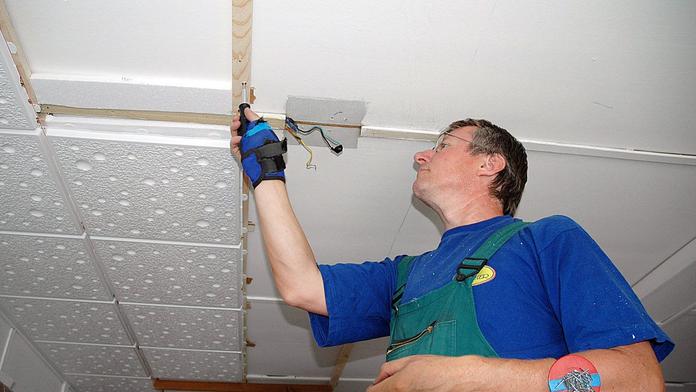 Češi nechtějí utrácet. Při rekonstrukci zkoušejí své vynálezy