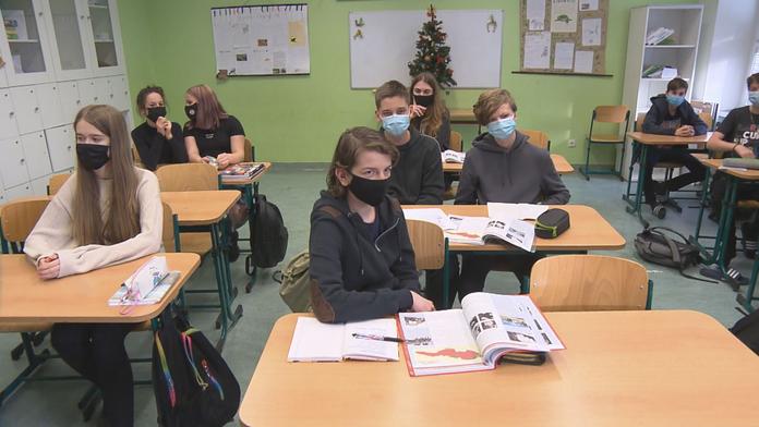 Děti brečely a rodiče zuřili kvůli přijímačkám. Cermat řekl, jestli byly v pořádku