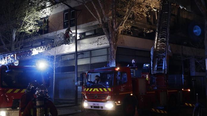 Při požáru zemřel mladý hudebník, hasiči našli jeho tělo ve zkušebně