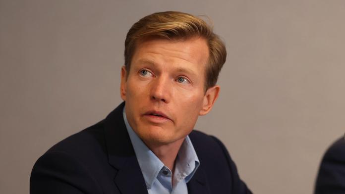 Dodavatelé energií vrací Písaříkovi úder. Tohle jsou jejich reakce na kritiku