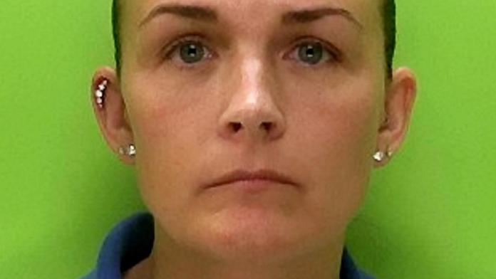 Žena (44) zneužívala malé chlapce a posílala jim nahá selfie!