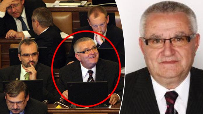 V NOCI pracují jen KU..Y a ZLODĚJI!, vztekal se poslanec ČSSD. A co doktoři a hasiči?