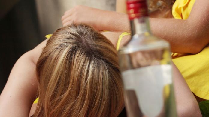 Postrach rodičů: Na internetu se dá volně koupit přístroj, který zvyšuje účinek alkoholu