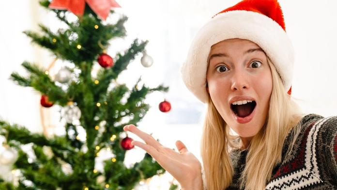 Žena zažila šok! S vánočním stromečkem si domů přinesla i nezvaného hosta