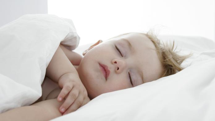Babička potrestala Míšu (3) "mumií", chlapeček nepřežil!