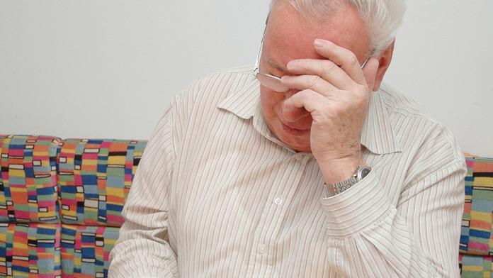 Na seniora si zasednul vyděrač. Vyhrožováním z něj měl dostat 300 tisíc
