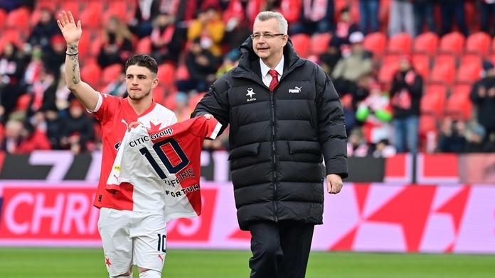 Slavia před utkáním představila novou posilu. Podepsala norského talenta
