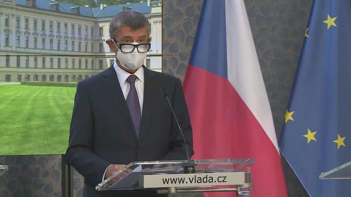 Vláda navrhne zrušení superhrubé mzdy na dva roky. Potvrdil to Babiš