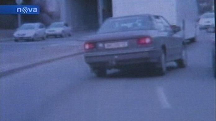 Zběsilá honička v autech: narkomani vs. policisté