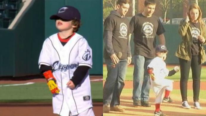 Splnil se mu sen! Díky protéze si malý Jack může zahrát baseball