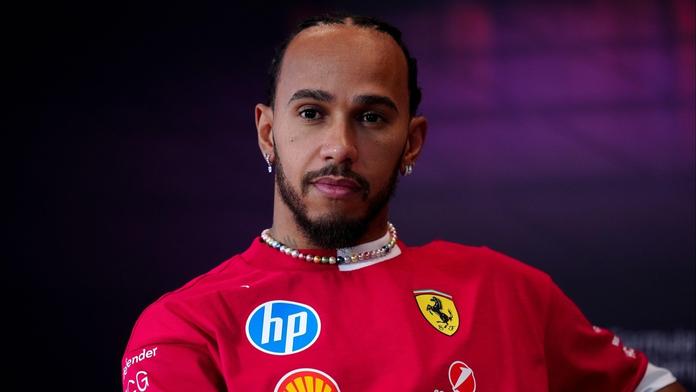 Ferrari riskuje ztrátu důvěry Hamiltona, varuje expert na F1
