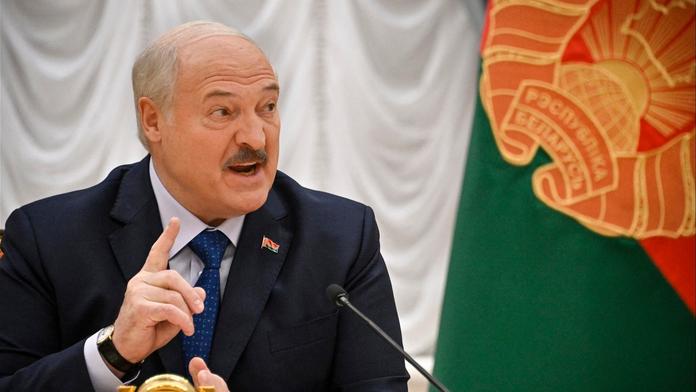 Musíme se chovat jako ve válce. Lukašenko překvapil i vlastního ministra