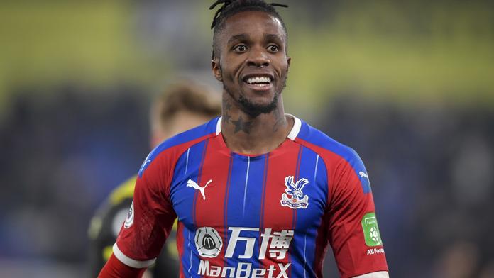 Africký fotbalista pomáhá Londýnu, ubytovává zdravotní personál