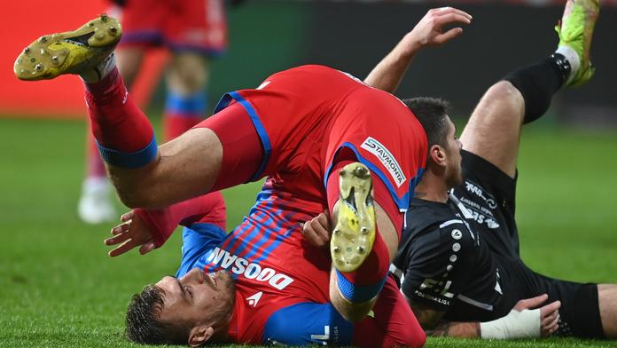 Sparta i Plzeň na začátku sezony zaváhaly. Do čela může jít v neděli Slavia