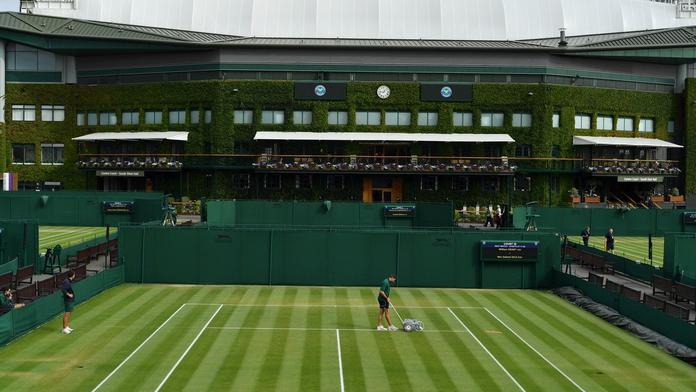 Wimbledon skončil, kurty žijí dál! Co se tam děje po zbytek roku?
