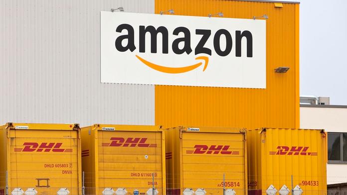 Amazon se omluvil za popření faktu, že jeho řidiči musí močit do lahví
