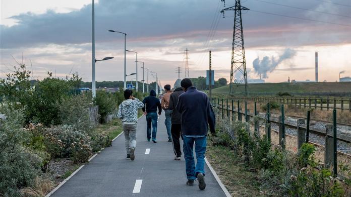 Český konzulát v Drážďanech je na hraně kolapsu. Situace s migranty se vymkla kontrole