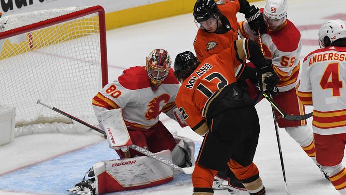 Vladař vychytal pro Calgary výhru po nájezdech, Češi vyšli bodově naprázdno