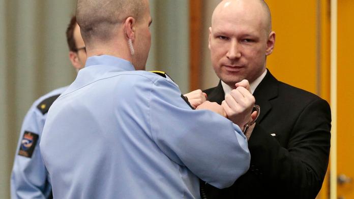 Terorista Breivik vyhrál soud! Norsko porušilo jeho práva